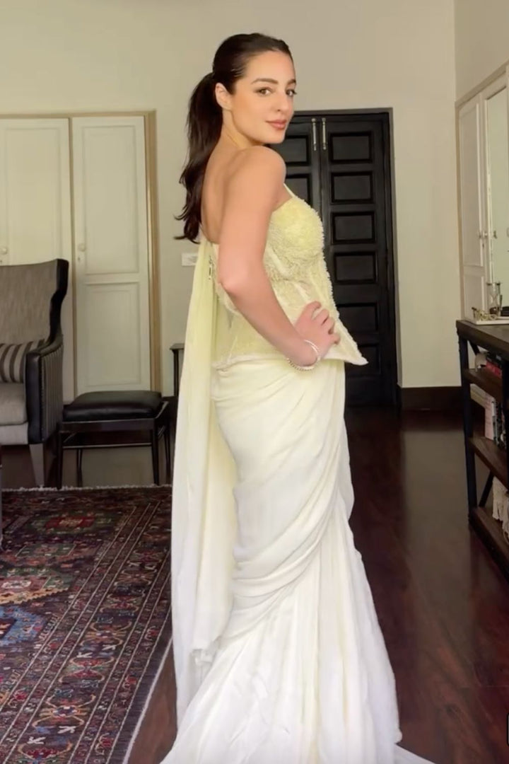 Tarini Manchanda In Our Sheena Mint Green Peplum Corset Blouse With Ruffle Saree