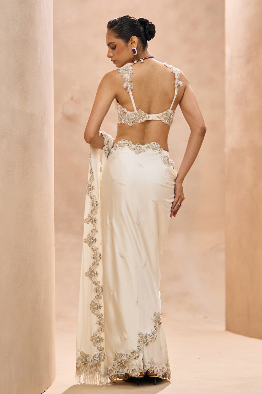 Skyvi Ivory Pre-Stitched Saree Set