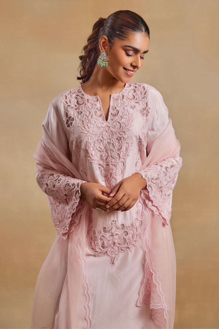 Naila Baby Pink Kurta & Pants Set