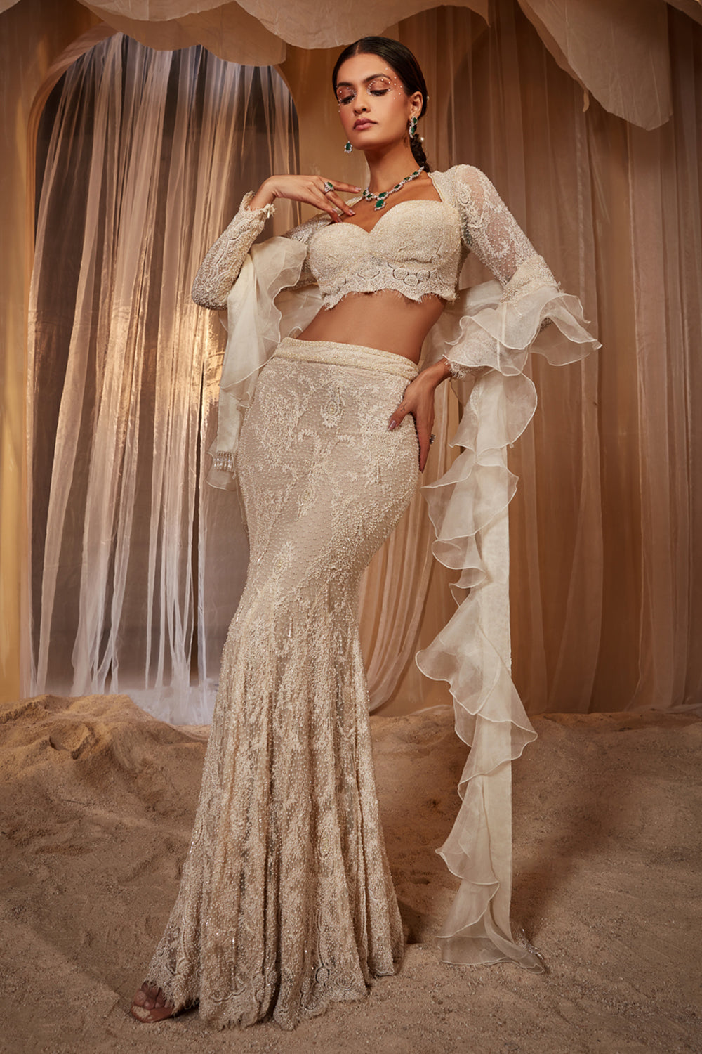 Gorgeous Bangladeshi, Indian and Pakistani Bridal Lehenga | Latest bridal  lehenga, Pakistani bridal lehenga, Latest bridal lehenga designs